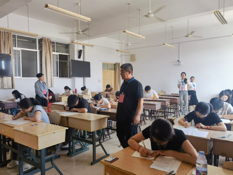 学院农业专业硕士期末考试开考